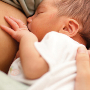 Breastfeeding: Your guide to the first 72 hours