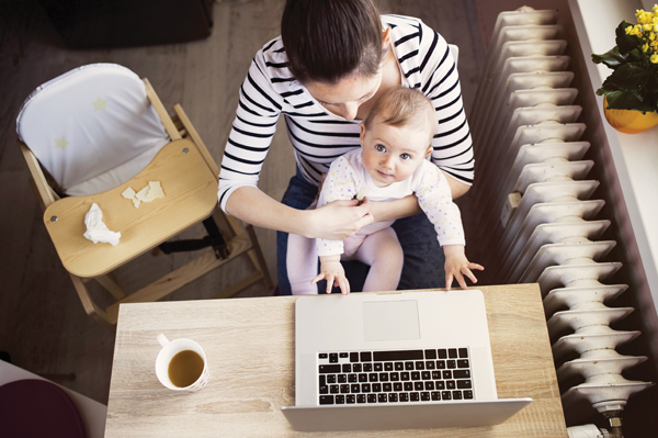 mom-baby-blogging-1.jpg