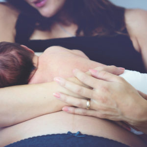 Benefits of compression during the postpartum period